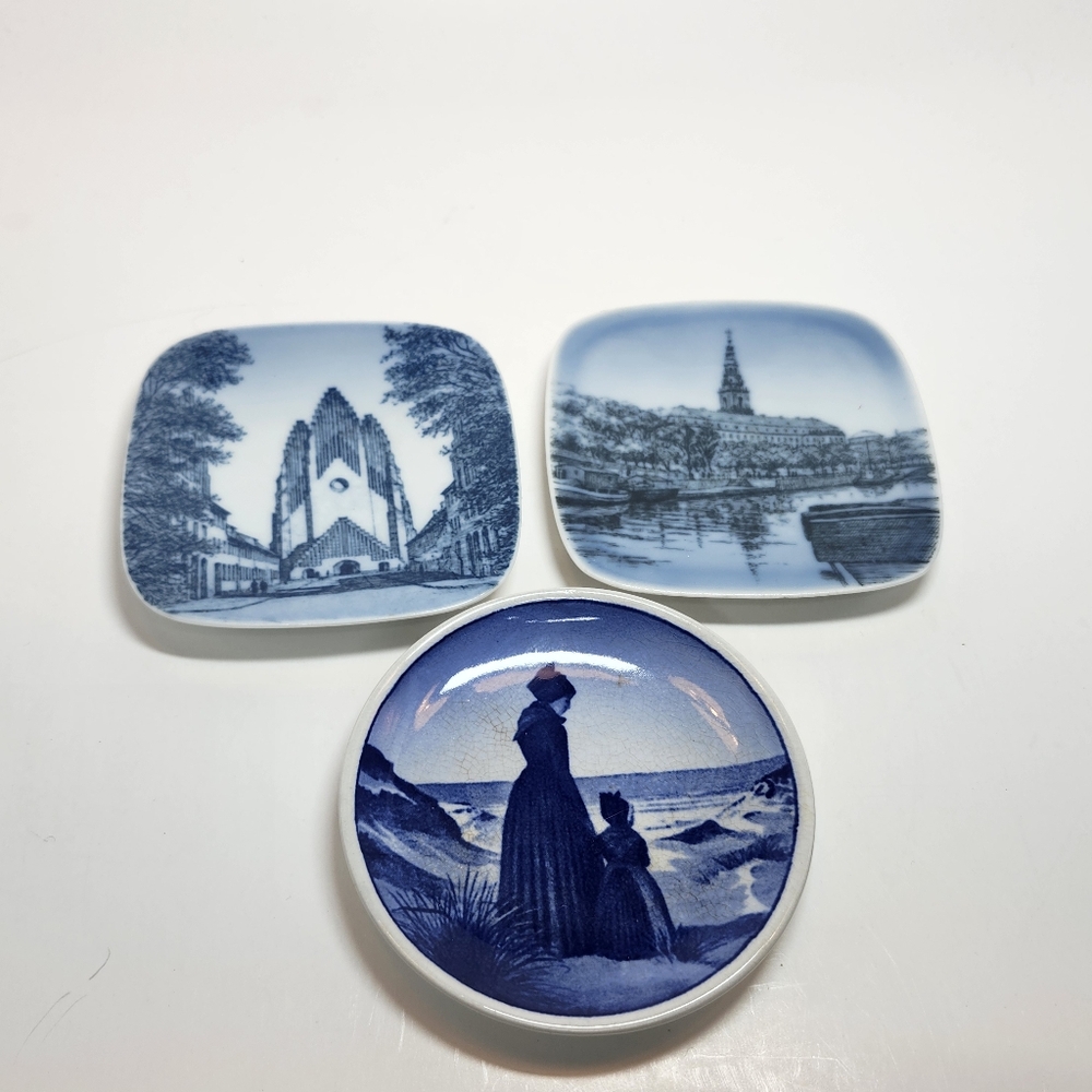 3 Mini  Vit Copenhagen Denmark  Plates" FANO", "Grundtvigs", & "Christiansborg"